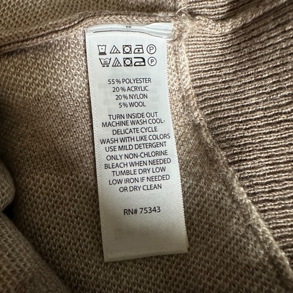 TAHARI Sweater Women's Beige Zebra Print Crew Neck Pullover Large - Picture 5 of 14